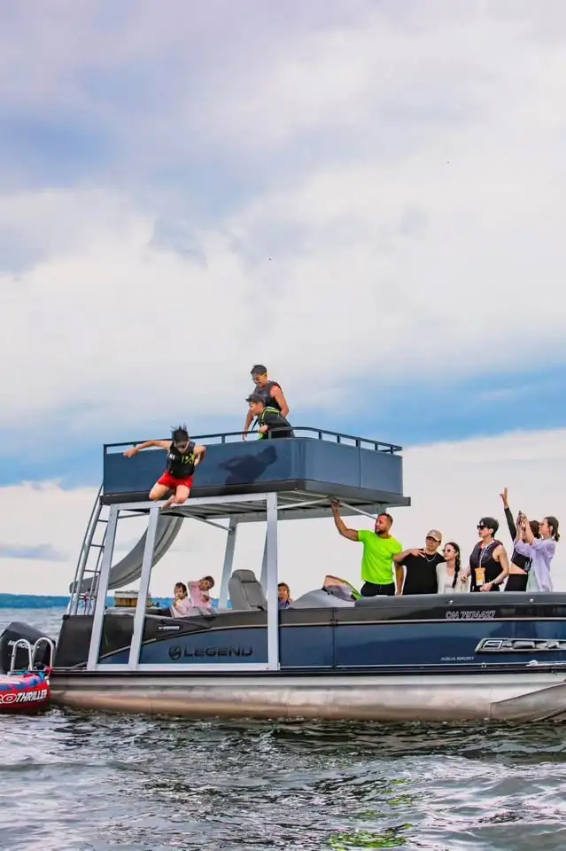 Toronto’s Ultimate Double Decker Party Boat