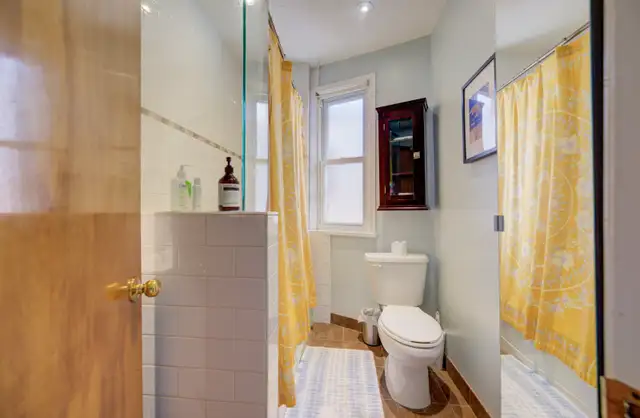 3 Beds 2 Baths House in Little Italy! - Photo 24