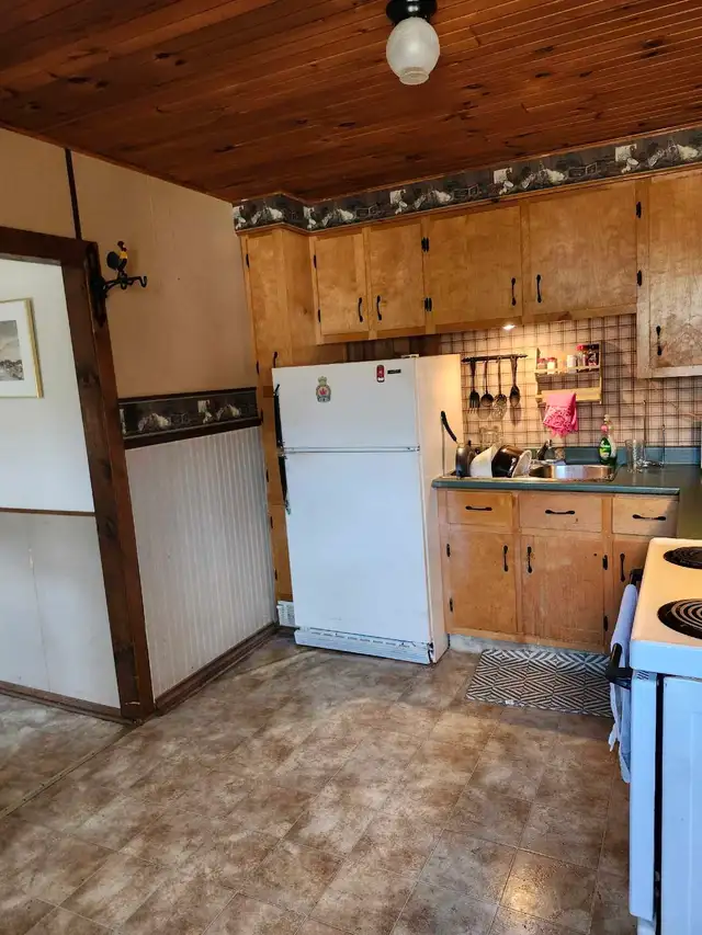 One Bedroom ,One Bathroom Home - Photo 3