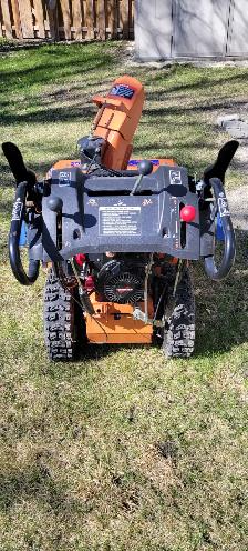 Husqvarna Snowblower 9027STE XP - Electric Start$400