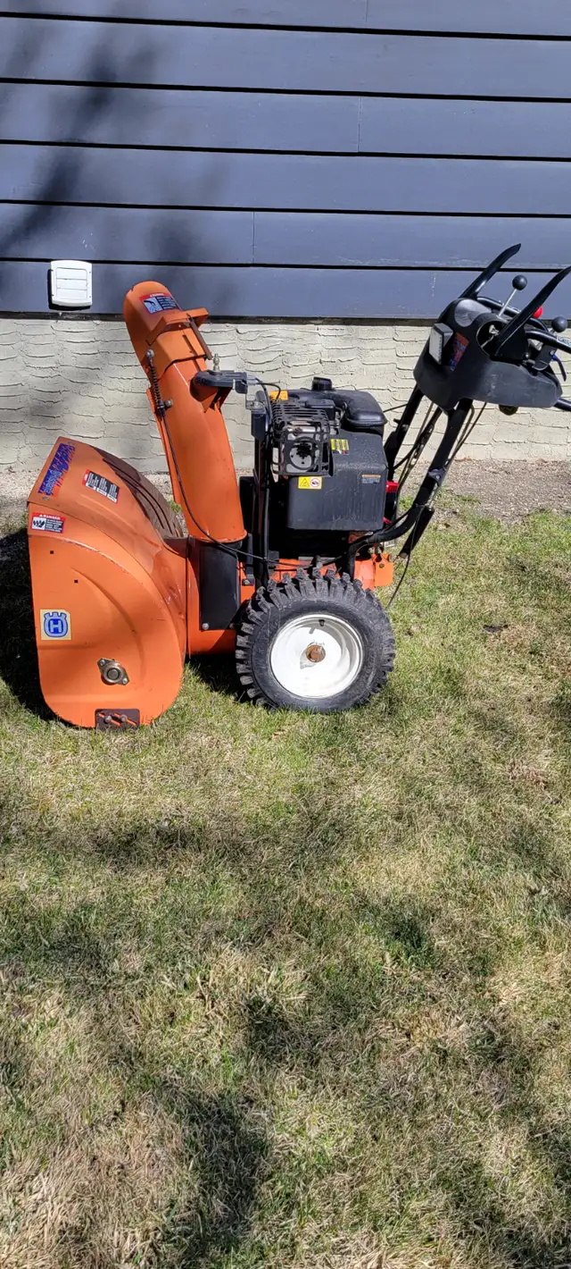Husqvarna Snowblower 9027STE XP - Electric Start$400 - Photo 5