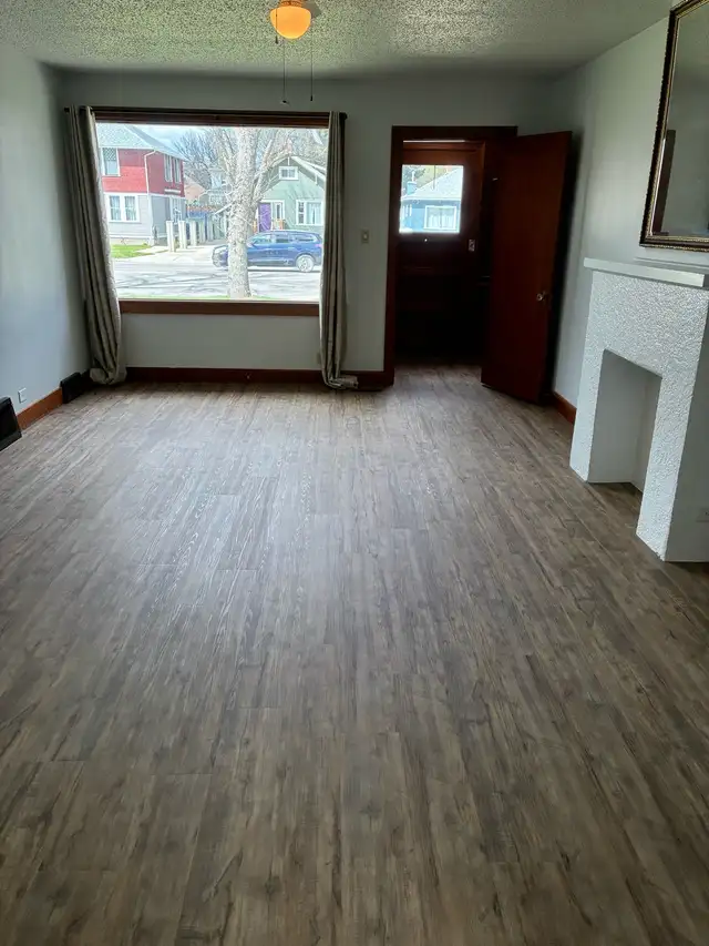 Duplex with Single Garage - Photo 3