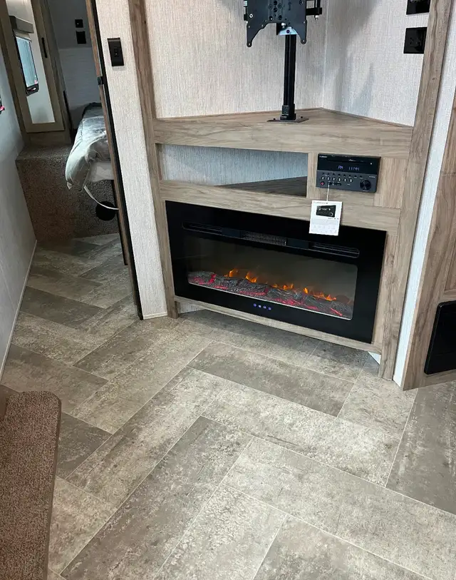 2022 SolAire Ultra Lite 294DBHS - Photo 5