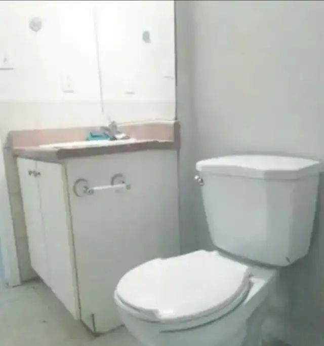 Basement Room for Rent in Brampton - Photo 6