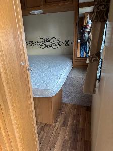 2011 travel trailer - Photo 6