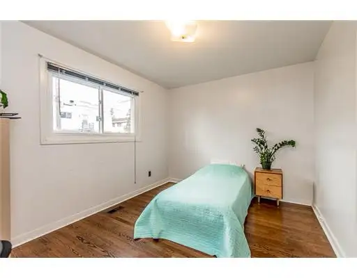 Spacious 3 Bedroom Apartment for Rent - Photo 7