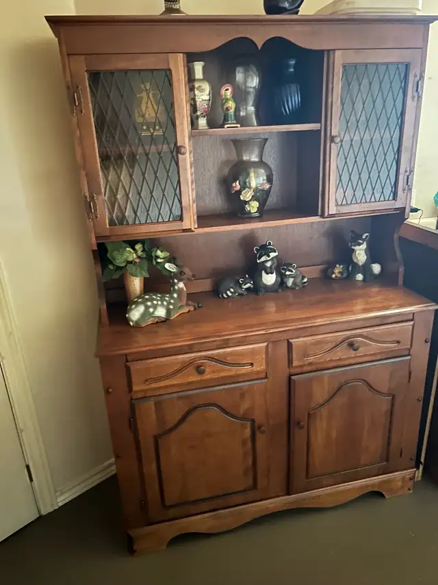 wood hutch - Photo 2