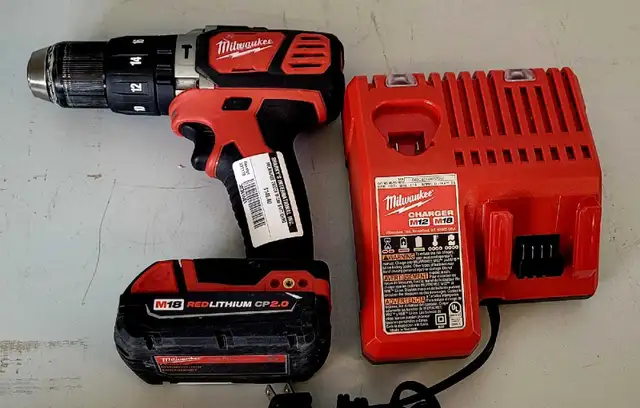 M18 Milwaukee 1/2' Hammer Drill Kit 2607-20 (30381661)