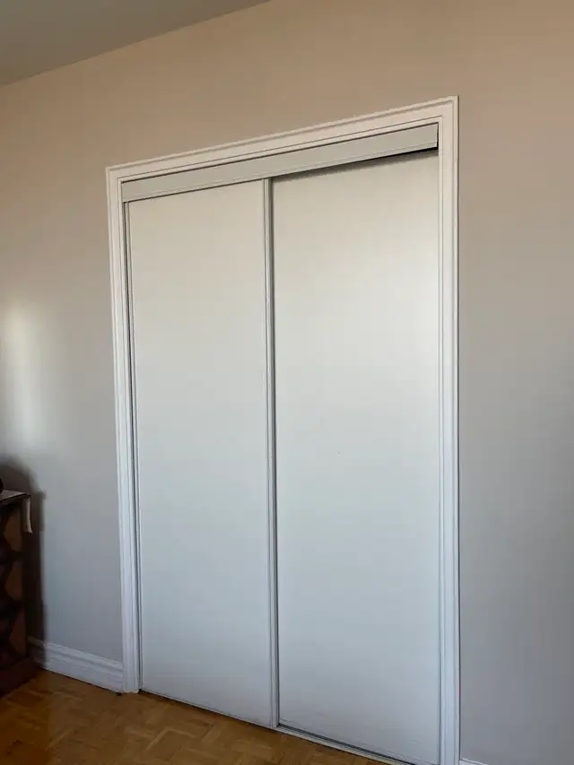Furnished Room for Rent – North York – Available June 1 - Photo 2