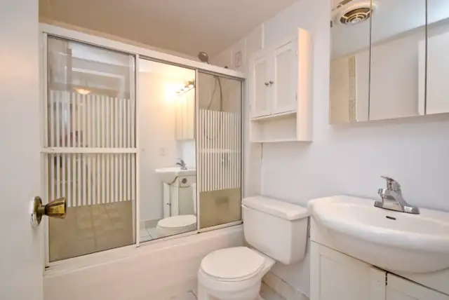 Beautiful All-Inclusive 2 Bedroom Condo in Great Location - Photo 12