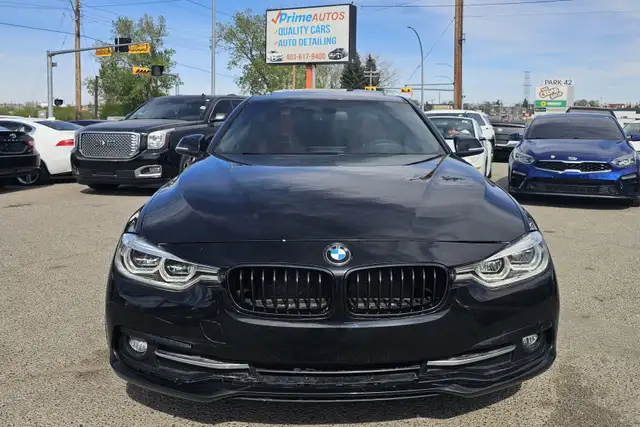 2018 BMW 3 Series 330i xDrive - Photo 10