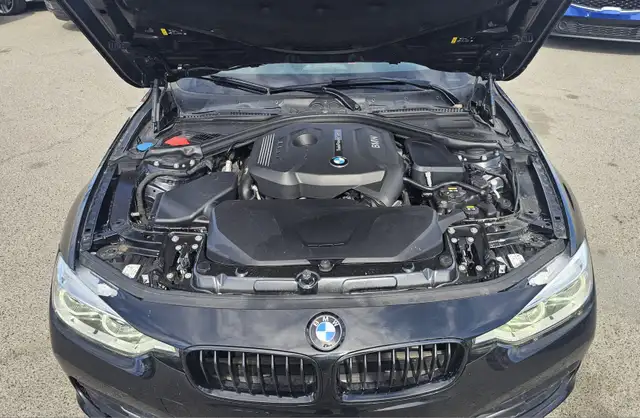 2018 BMW 3 Series 330i xDrive - Photo 20