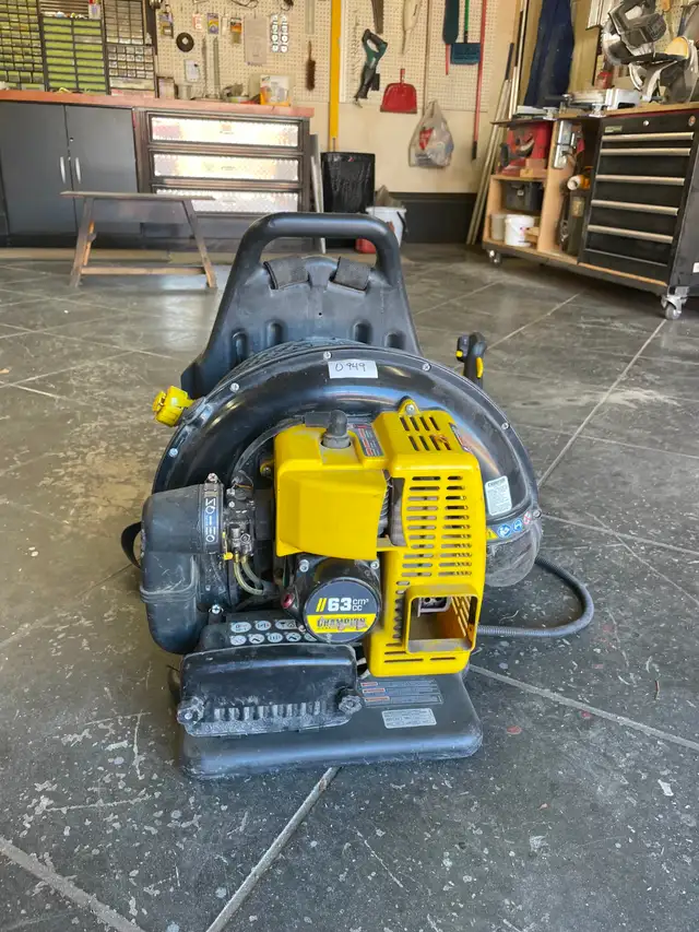 Backpack Leaf Blower - Photo 2
