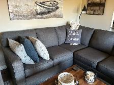 Sectional couch - Photo 2