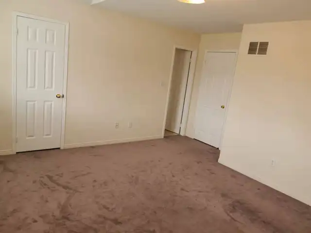 one big master room for rent - Photo 3