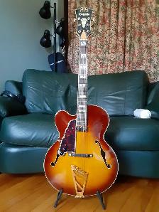 Lefthanded D'ANGELICO archtop jazz guitar