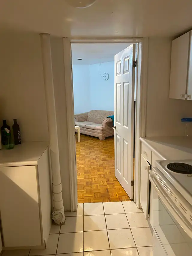 Room for rent - Photo 3