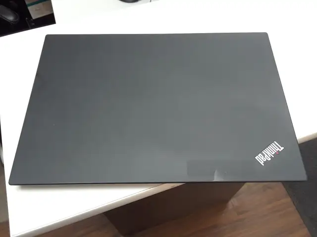 Lenovo Thinkpad T490 Intel Core i5-8Th Gen - Photo 2