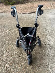 3 wheel walker no seat