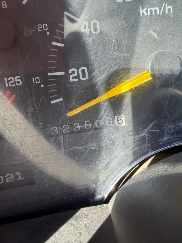92 GMC Suburban 2 Wheel Dr. - Photo 8