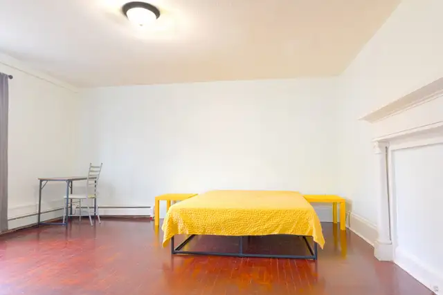 Spacious Bedroom for Rent – All Utilities Included (West)