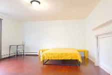 Spacious Bedroom for Rent – All Utilities Included (West)