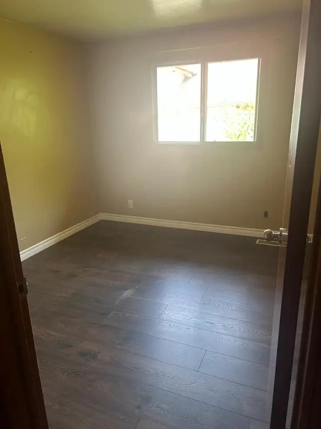 Room available near Conestoga Doon Campus from June 1 - Photo 3
