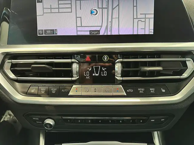 2022 BMW 330e xDrive Sedan Plug-in Hybrid! Outstanding value! - Photo 8
