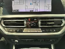 2022 BMW 330e xDrive Sedan Plug-in Hybrid! Outstanding value! - Photo 8