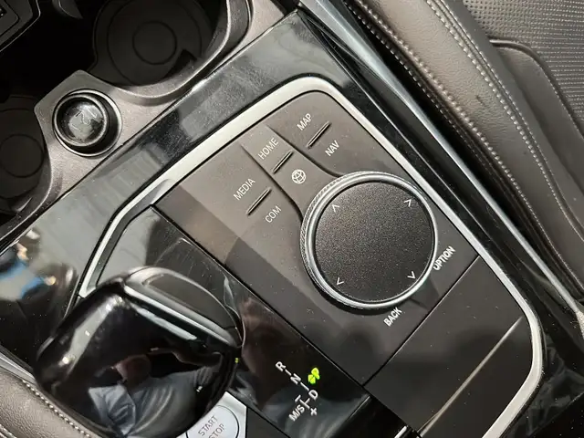 2022 BMW 330e xDrive Sedan Plug-in Hybrid! Outstanding value! - Photo 9