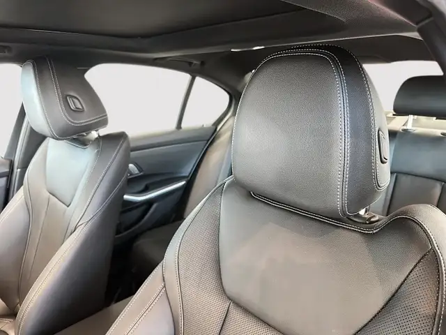 2022 BMW 330e xDrive Sedan Plug-in Hybrid! Outstanding value! - Photo 14