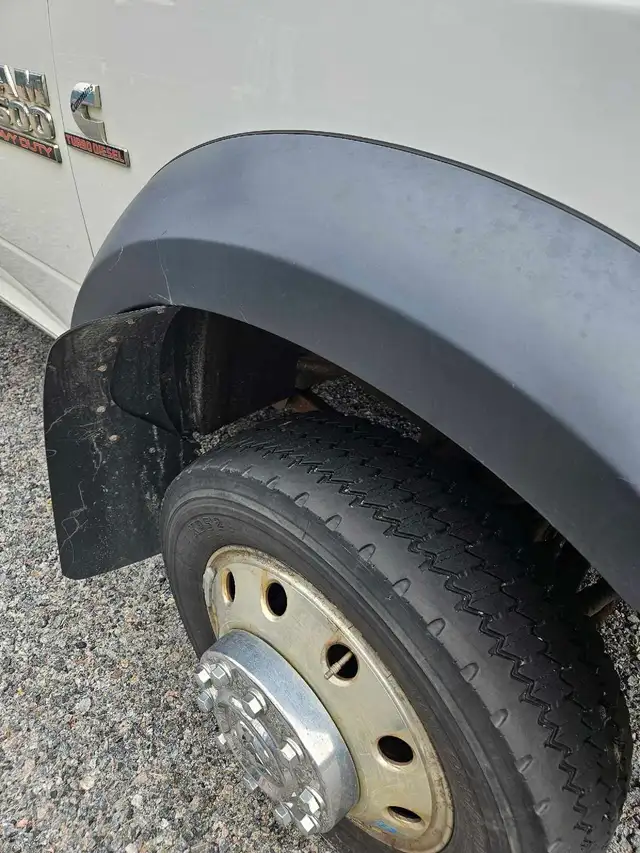 2015 Ram 5500 dump - Photo 6