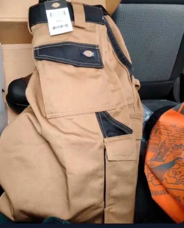 Brand new  work boots and clothing - Photo 2