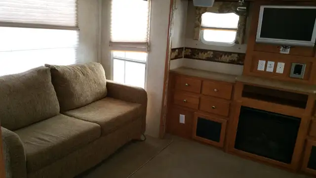 5th Wheel Trailer for Sale - Photo 5