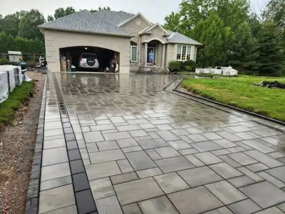 Interlocking Driveway & Patio Experts
