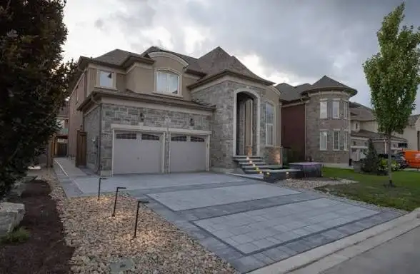 Professional Stone Interlocking Services