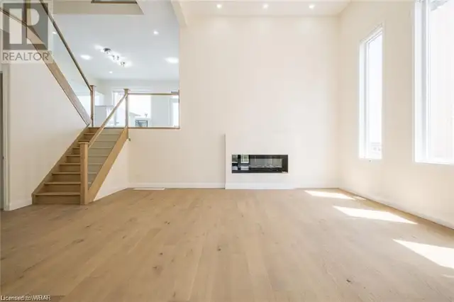 52 Grandville Circle, Paris  ON, N3L0J3 Luxury House for rent - Photo 8