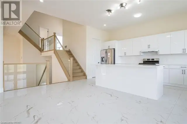 52 Grandville Circle, Paris  ON, N3L0J3 Luxury House for rent - Photo 9