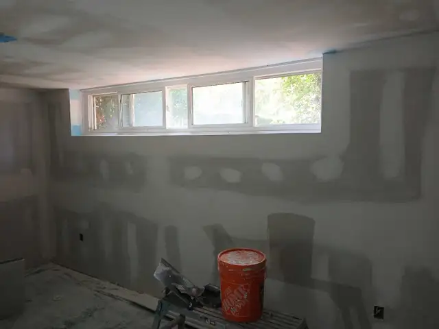 Painter/ Taper - Photo 7