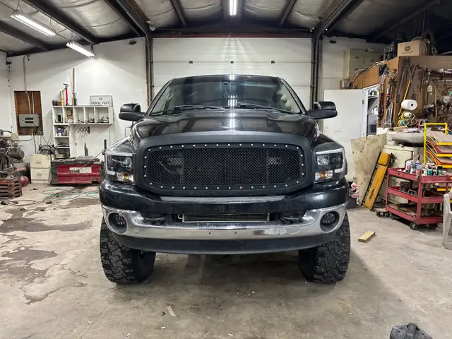 2008 Dodge Ram 2500 4x4 Cummins 6.7L - Photo 3