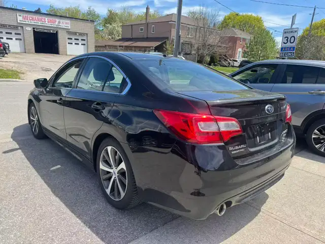 2017 Subaru Legacy Limited EYESIGHT - Photo 5
