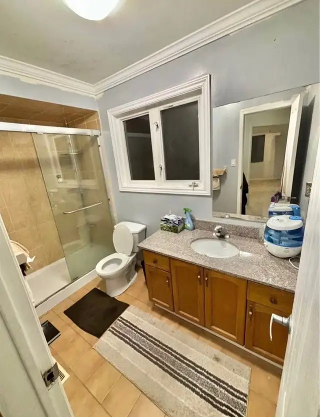 ROOM FOR RENT! - Photo 2