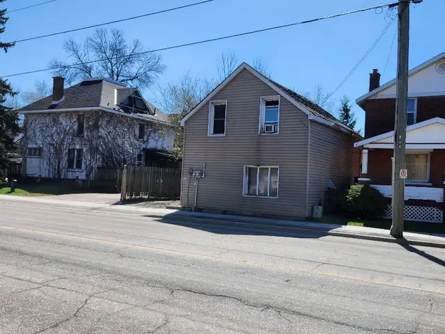 Private Sale - North Bay Duplex for only 240k