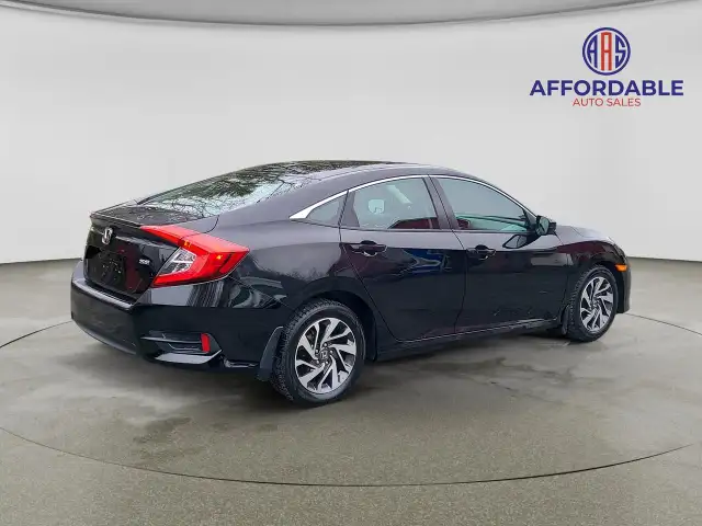2018 Honda Civic SE - Photo 8