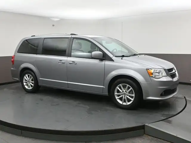 2020 Dodge Grand Caravan Premium Captains Chairs, Low Kms, Remot