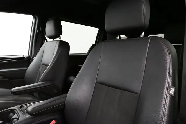 2020 Dodge Grand Caravan Premium Captains Chairs, Low Kms, Remot - Photo 7