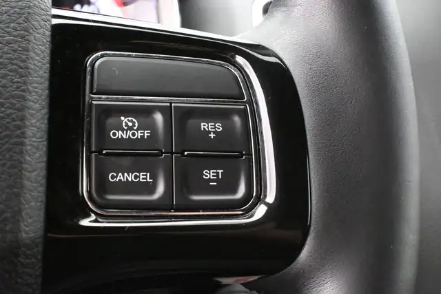 2020 Dodge Grand Caravan Premium Captains Chairs, Low Kms, Remot - Photo 18