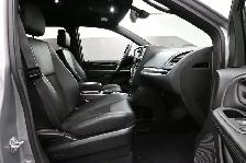 2020 Dodge Grand Caravan Premium Captains Chairs, Low Kms, Remot - Photo 30
