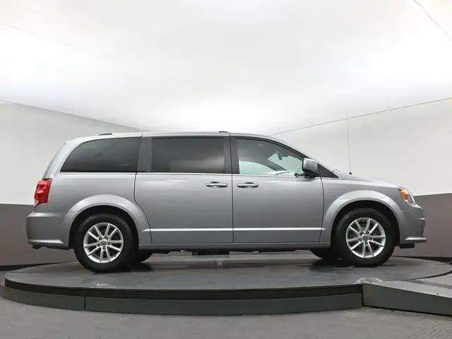 2020 Dodge Grand Caravan Premium Captains Chairs, Low Kms, Remot - Photo 37