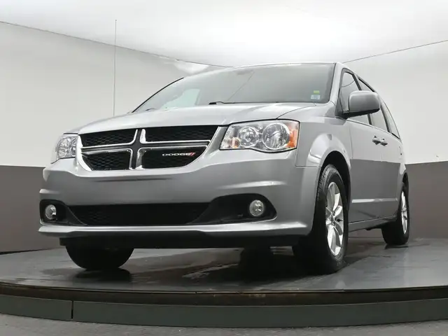 2020 Dodge Grand Caravan Premium Captains Chairs, Low Kms, Remot - Photo 39